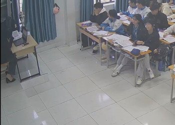 I wish i was her student