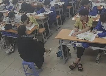 At 25min40sec she heelpopping !