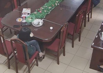 The teacher dipping and shoeplay after class in her office 40