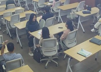 I wish she in nylon next time 36