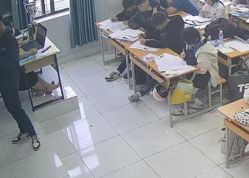 I wish she in nylon next time 48