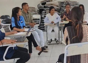 The dangling shoeplay text book 11 The dangling shoeplay text book 11