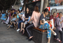 Plump woman's cute nylon feet