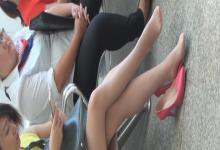 Wait-room shoot pretty girl remove her pink high heels relax her sexy feet