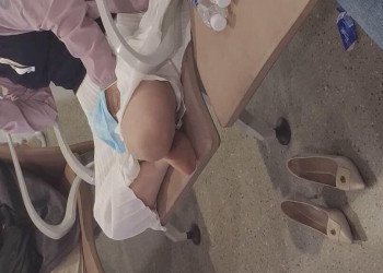 The lady show us her cute sole 20