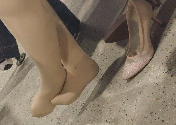 he lady show us her cute sole 26