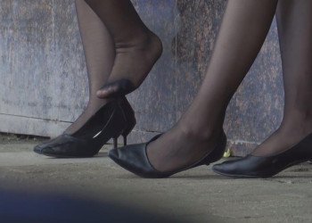 2x jewelry store hostess stand up dipping shoeplay