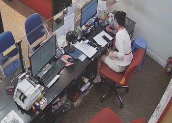 Today let's taste her white socks