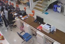 The office lady dipping shoeplay under the table when working  7