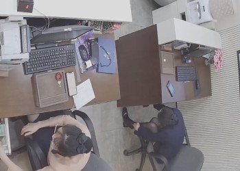 Her feet are Greek 4