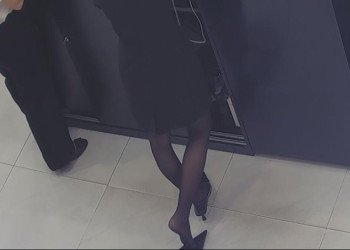 Bare feet VS black nylon feet