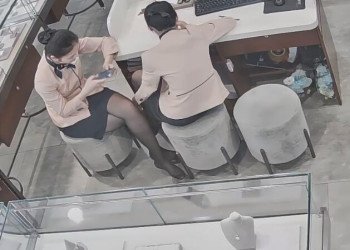 The jewelry store girls in black nylon dipping shoeplay daily show 11