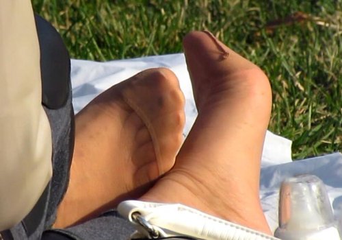 The beautiful girl took off her high heels and relaxed her feet 3