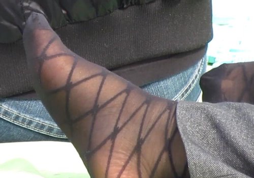 The beautiful girl took off her high heels and relaxed her feet 5