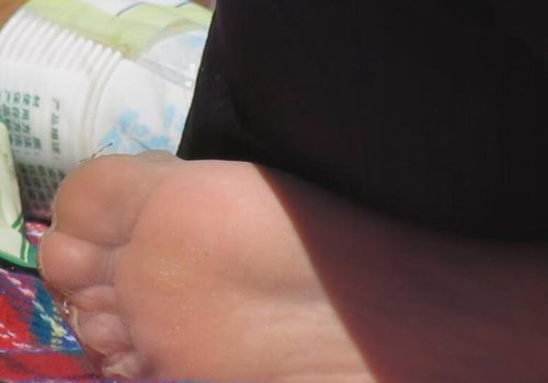 The beautiful girl took off her high heels and relaxed her feet 7