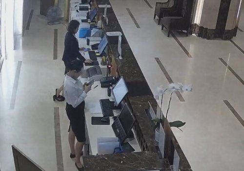 The  hotel receptionist stand up dipping shoeplay training course