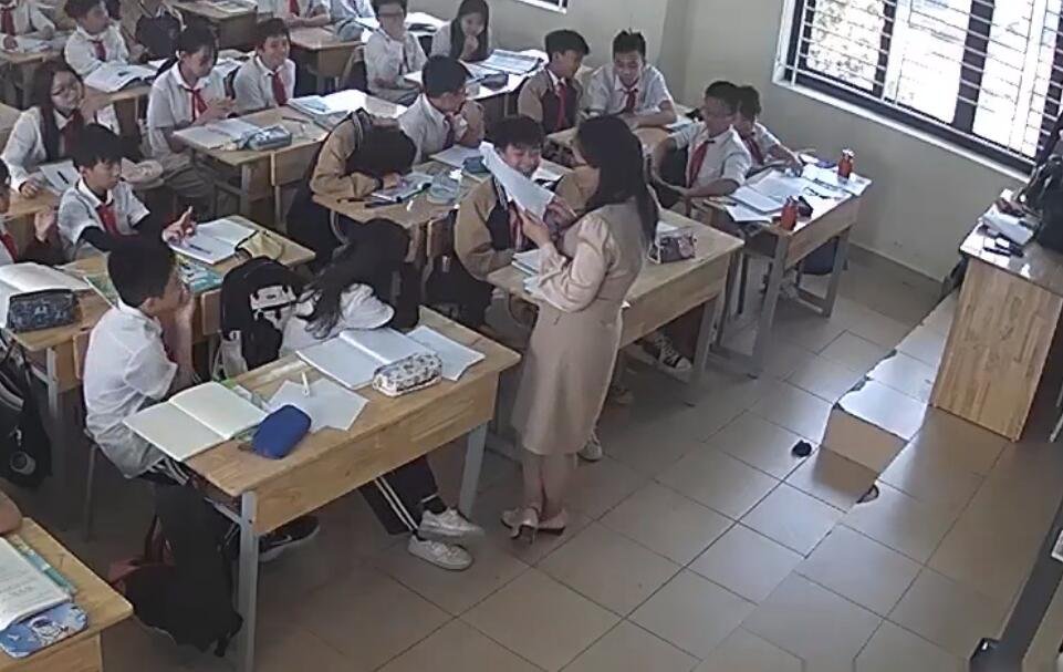 The new middle school teacher great dipping and shoeplay 9