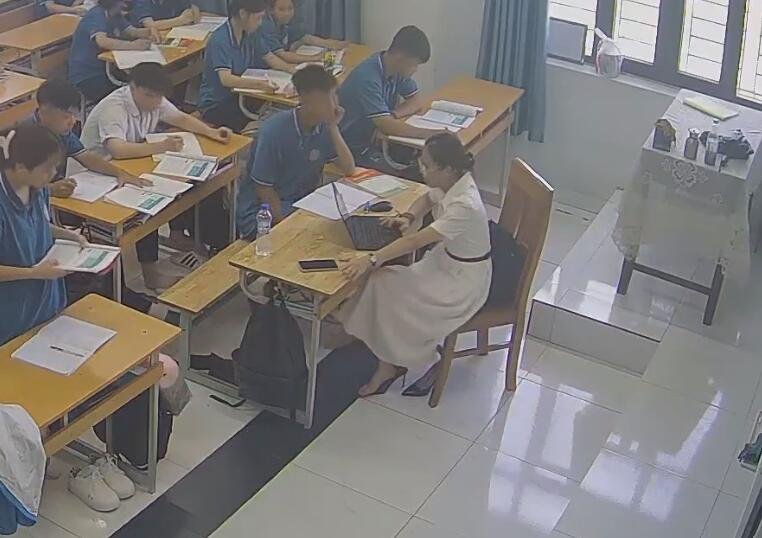 She is the shoeplay queen of teachers 41