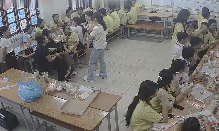 It look like they're having a graduation dinner