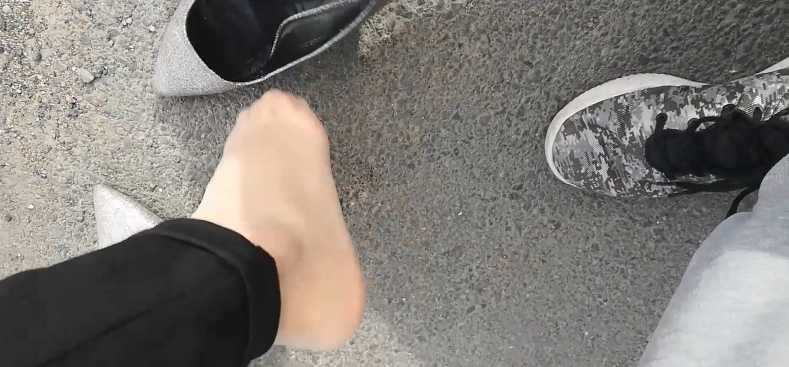 Intentionally kicked off the beauty's high heels