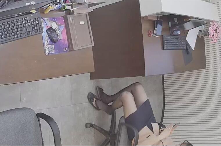 The jewelry store hostess in black nylon dangling shoeplay queen is back again 3