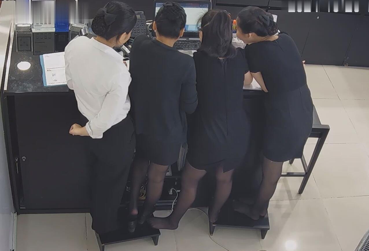 The jewelry store hostess in black nylon show us her cute feet! 157