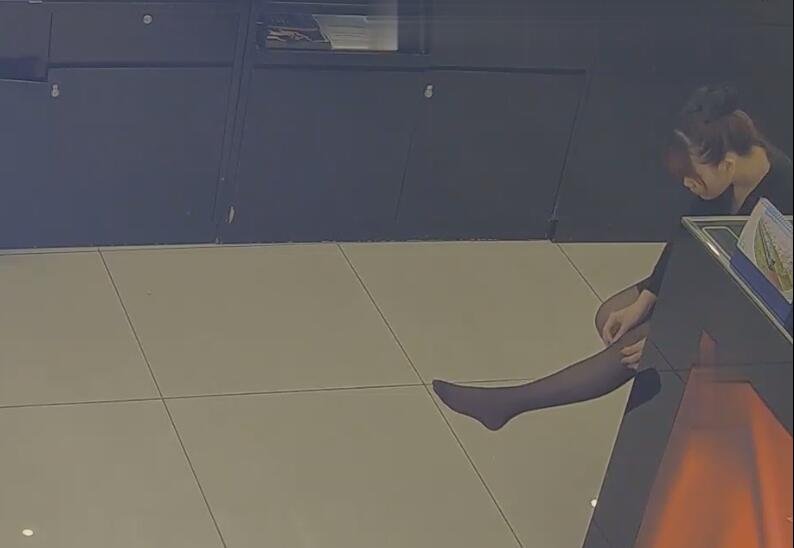 The jewelry store hostess in black nylon show us her cute feet! 167